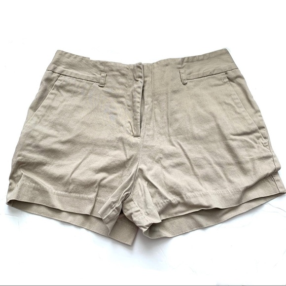 Forever 21 Cream High Waist Dress Shorts Career Minimalist Capsule Women size XS - Picture 1 of 9